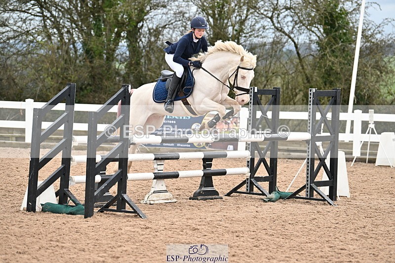 240309A-132108-01151 - Cls 8 Pony Newcomers and 1m Open