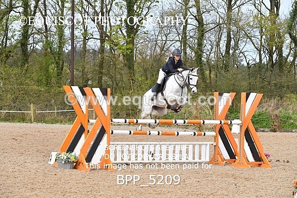BPP_5209 - CLASS 19 SUN Senior Foxhunter/ 1.20m Open