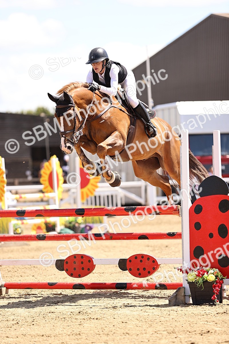 SBM_014423 - Class 15 - Senior Newcomers - 1.10m Open