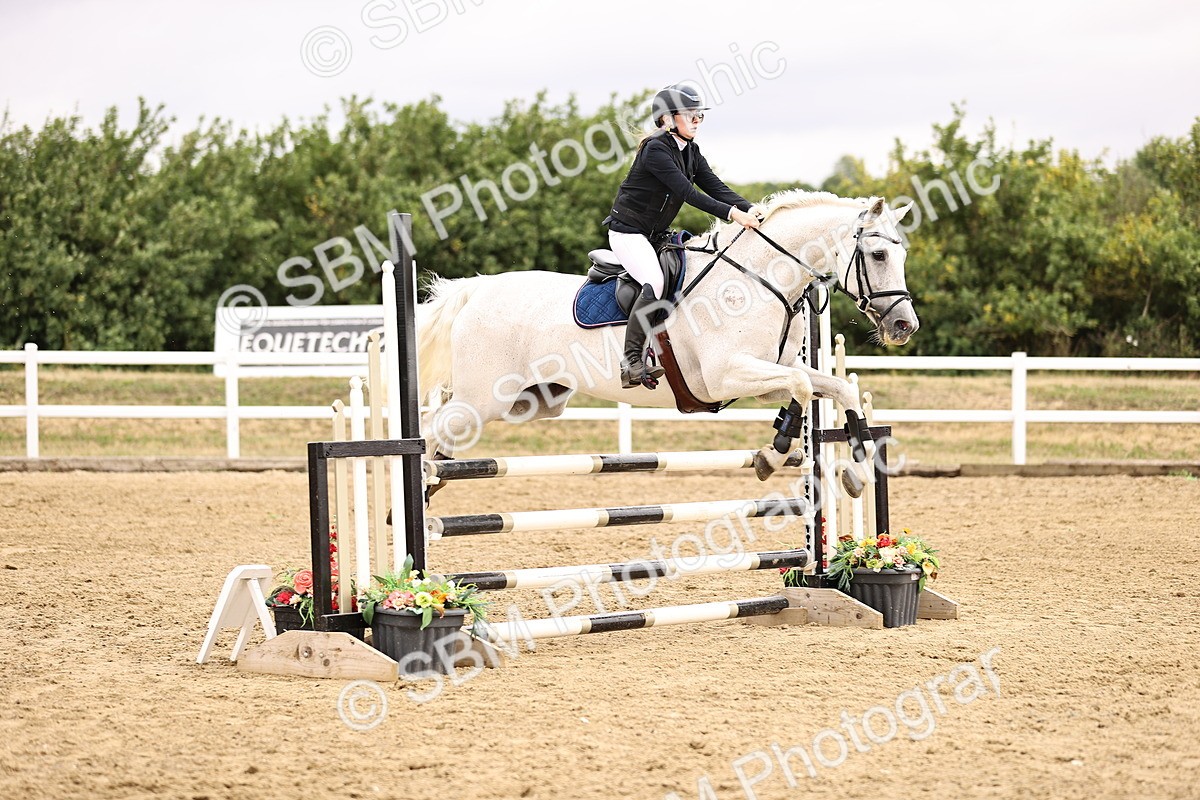 SBM_012888 - Class 13 - Senior British Novice - 90cm Open