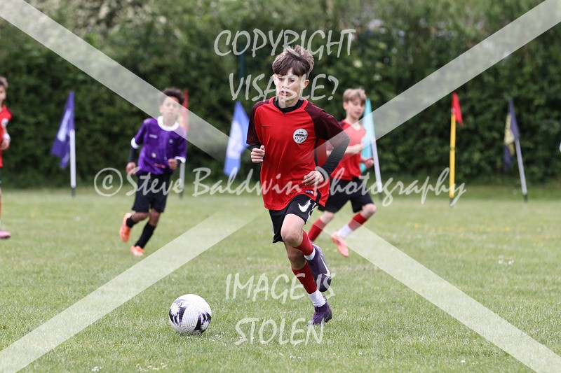 1DX30847 - Brook Field V Goddard Park