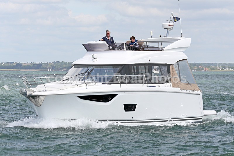170603 WOTKNOT - VELASCO 37F 1Y3A2841 - Flybridge Cruisers