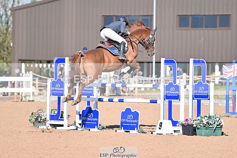 231014A-113844-04454 - Cls 18 Newcomers & 1.10m Open