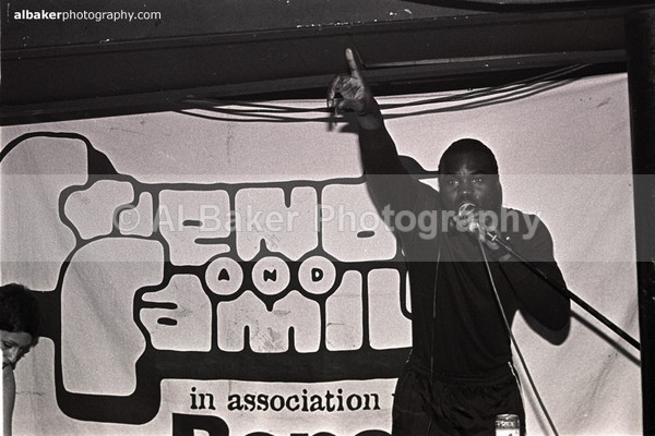 6 - Friends-&-Family @ the-roadhouse 07.04.01