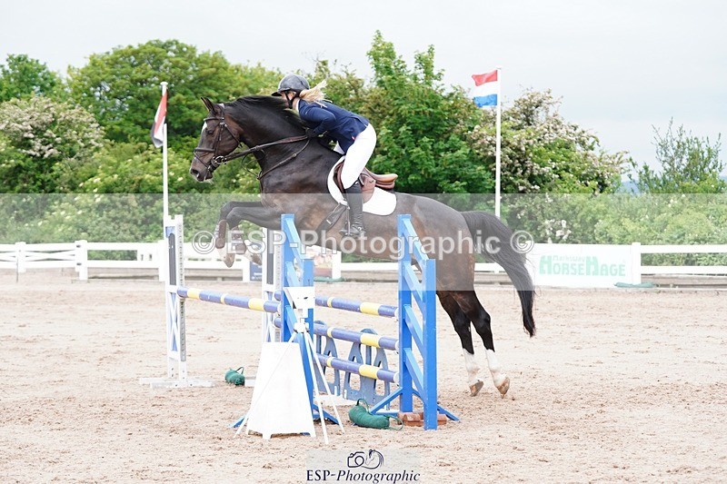 250524-120716-06530 - Cls 21 A&B Snr Disco & 1.00m Open