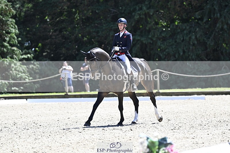 250522A-135828-04214 - D-404-Tom.Jackson-PLOT.TWIST.B