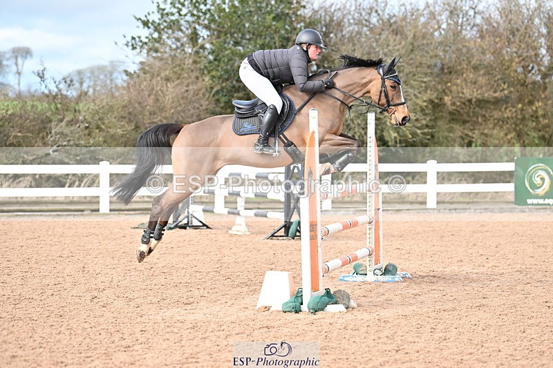 240224A-121041-03582 - Cls 11 Snr 1.05m and 1.10m Open