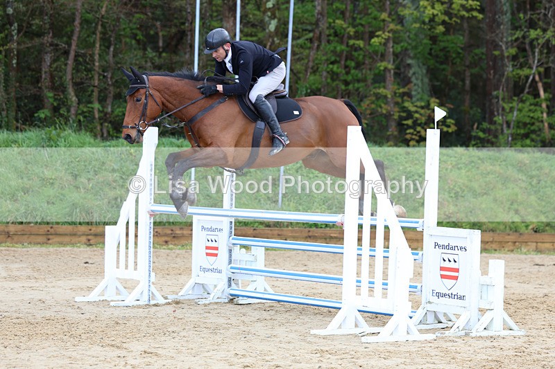 3E7A1499 - Class 6: Senior 1.05m