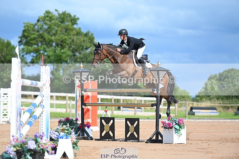 230721A-163530-07748 - Cls 10, 2 Star Big 1.45m Break to End