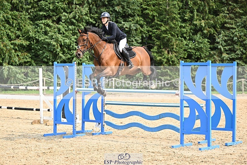 240818-152607-05205 - Cls 12A Snr Foxhunter & 1.20m Open