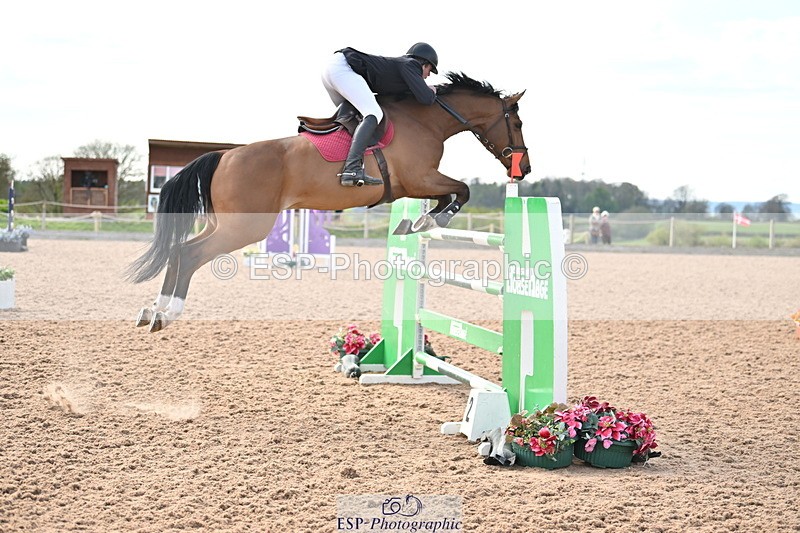 240418A-160430-04948 - Cls 9, 2 Star Big Tour 1.40m