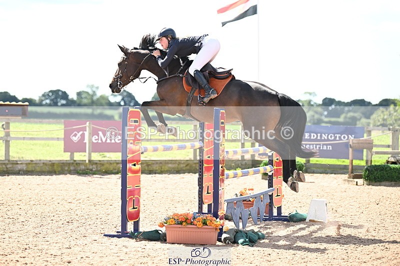 240913A-123022-04371 - Cls 15 Snr Foxhunter