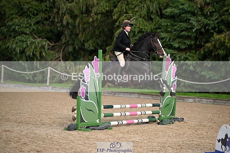 251004A-141130-01467 - Classes 6 & 7 60cm