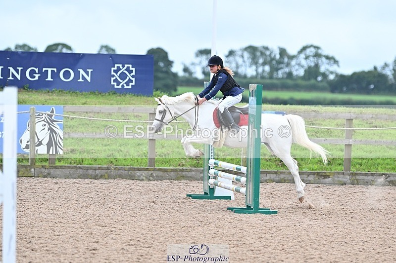 240813-160324-00147 - Clear round & 60cm