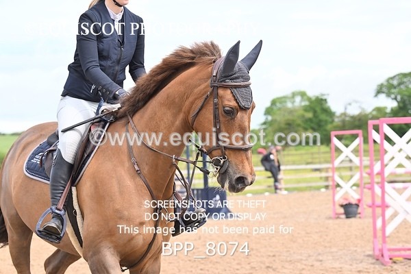 BPP_8074 - CLASS 11 SUN Senior BritiNovice/ 90cm Open