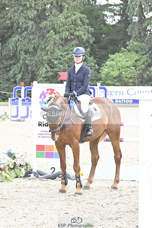250525A-161112-18508 - Presentations Section C CCI 2 Star Long