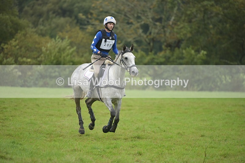 RAY_9715 - Class 2: 70cm: Corner