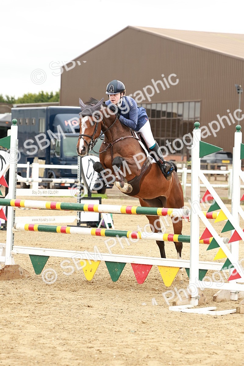 1I0A7825 - Class 4 - Senior Newcomers 1.10m