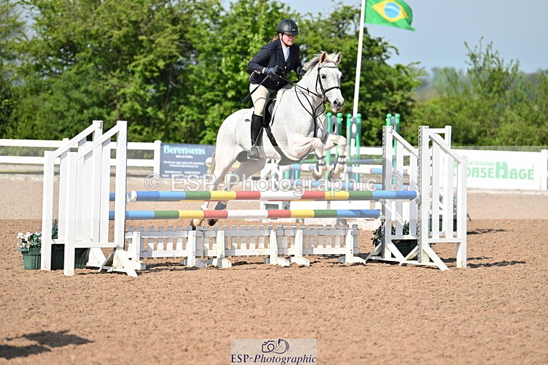 240509A-100211-00328 - Cls 1 British Novice and 90cm Open