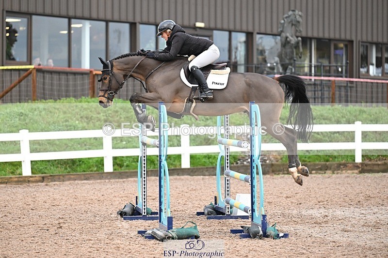 251206-133259-01128 - Cls 13 Snr Foxhunter and 1.20m