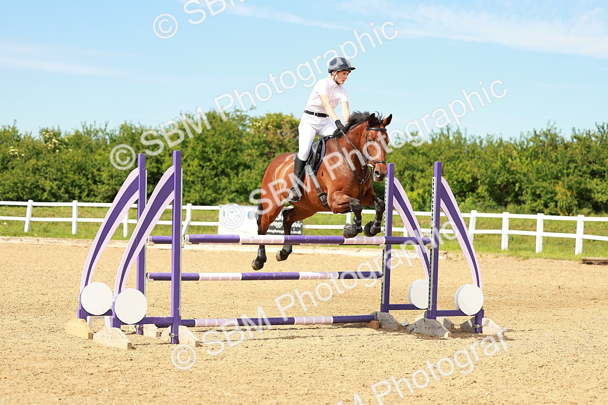SBM_002496 - Class 4 - Senior Newcomers - 1.10m