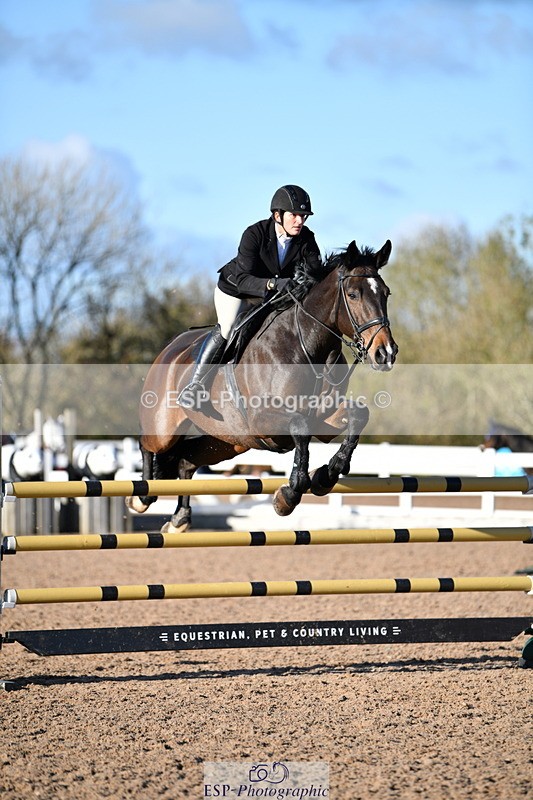 231110A-150949-00984 - Cls 6 Foxhunter & 1.20m Open
