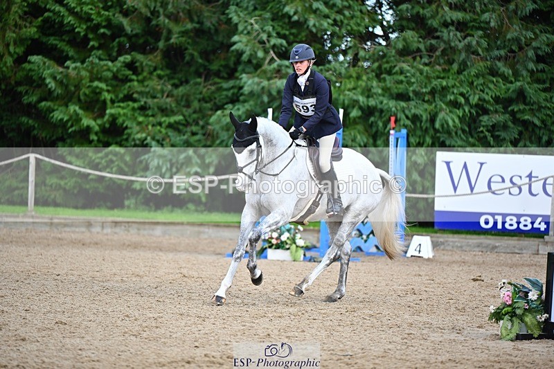 241027-144803-18040 - 593-Abbie.Burbidge-BLUEBIRD