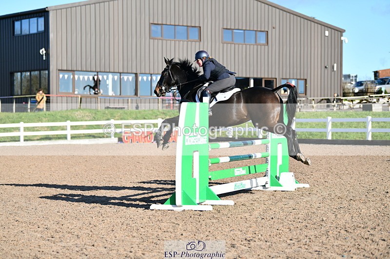 231110A-125214-00463 - Cls 4 Snr 1.05m Open