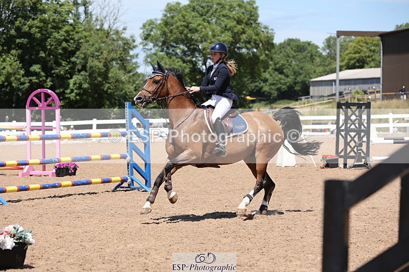 240629A-135125-06574 - Cls 19 Foxhunter and 1.10m Open