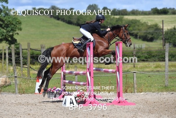 BPP_3796 - CLASS 6 SAT Pony Newcomers/ 1m Open