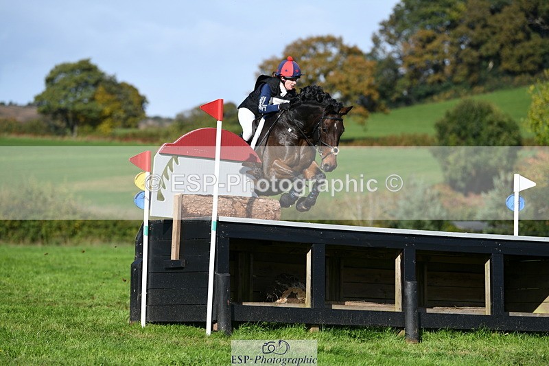 251024A-122837-11540 - B-132-Hannah.R.Jones