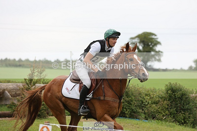 240525-154328-17104 - 223-MORNINGSTAR_VAN_ALTRIDO-Max_Warburton