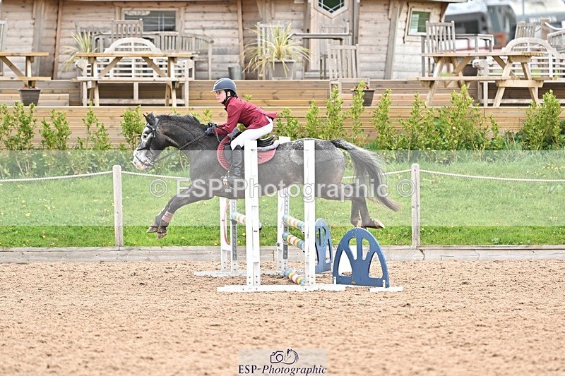 250414-103825-00175 - 80cm Round 1