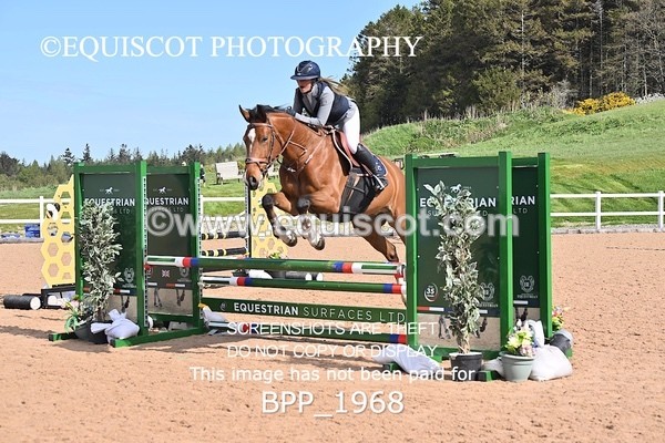 BPP_1968 - CLASS 3 - FRI - Senior British Novice/90cms Open