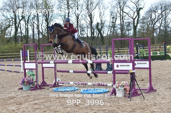 BPP_3996 - CLASS 4 Senior Newcomers/ 1.10m Open