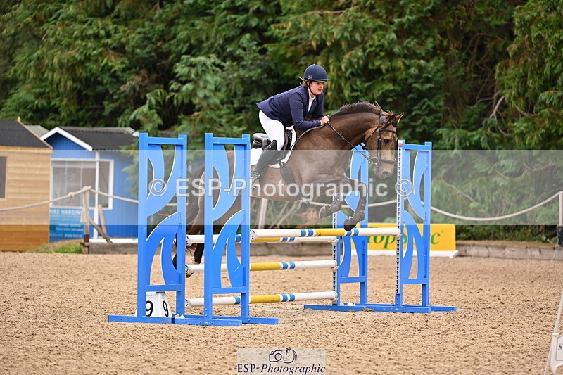 250817A-110051-03981 - Cls 16 Snr British Novice