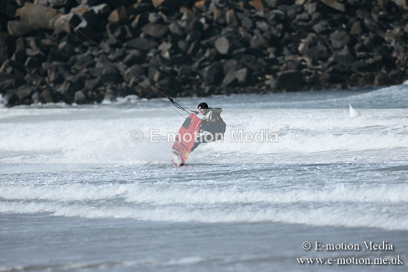 KS 020413-11 - Kite Surfing