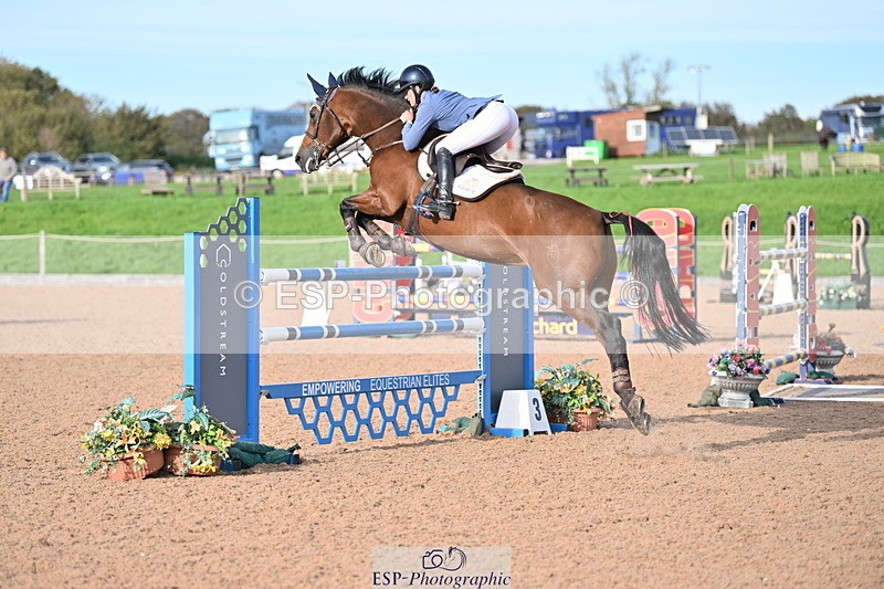 231015A-155807-09191 - Cls 32 National 1.30 & 1.40m Open