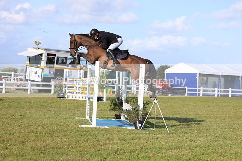 3E7A4512 - Class C: Showjumping Senior Foxhunter