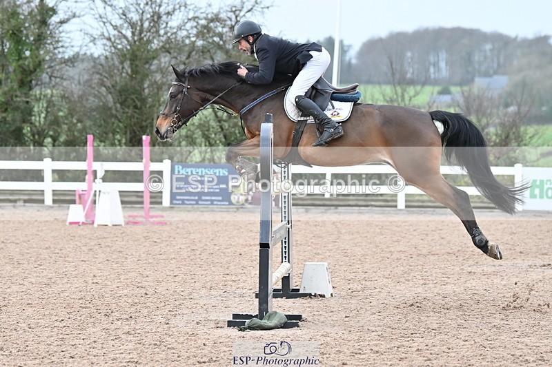 231208A-135215-01022 - Cls 6 Foxhunter & 1.20m Open
