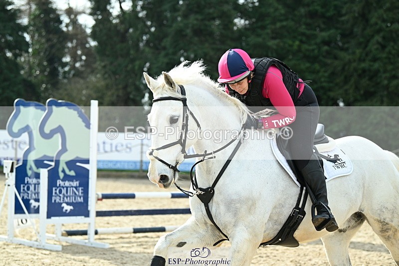 250309A-101148-00409 - Cls 01 70cm 09-50 to 10.30