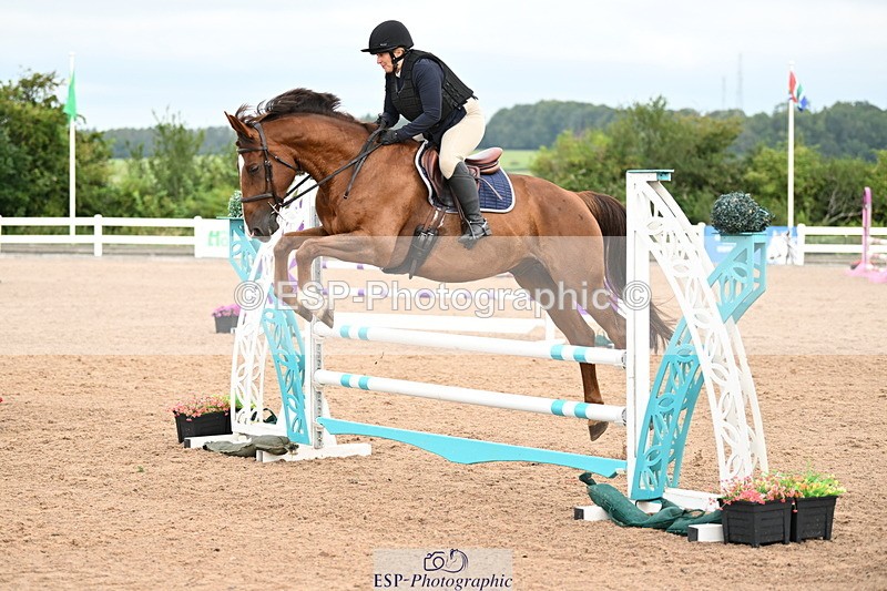 240802A-083920-03204 - Cls 21 A&B Brit Nov & 90cm Open