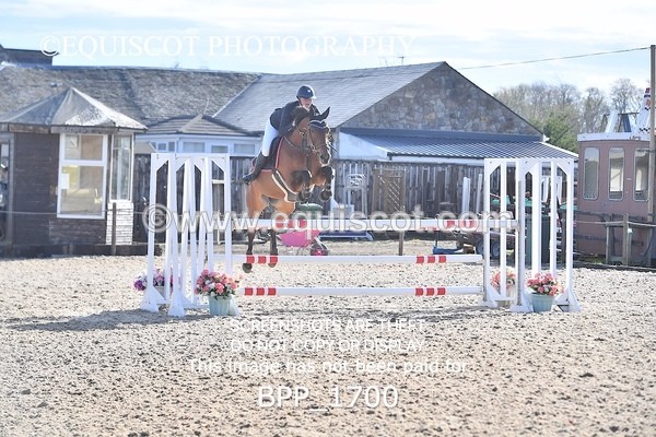 BPP_1700 - CLASS 18 SUN Senior Newcomers/ 1.10m Open