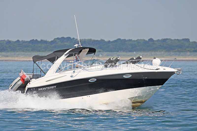 170618 MONTEREY 1Y3A4015 - Motorboats - Open