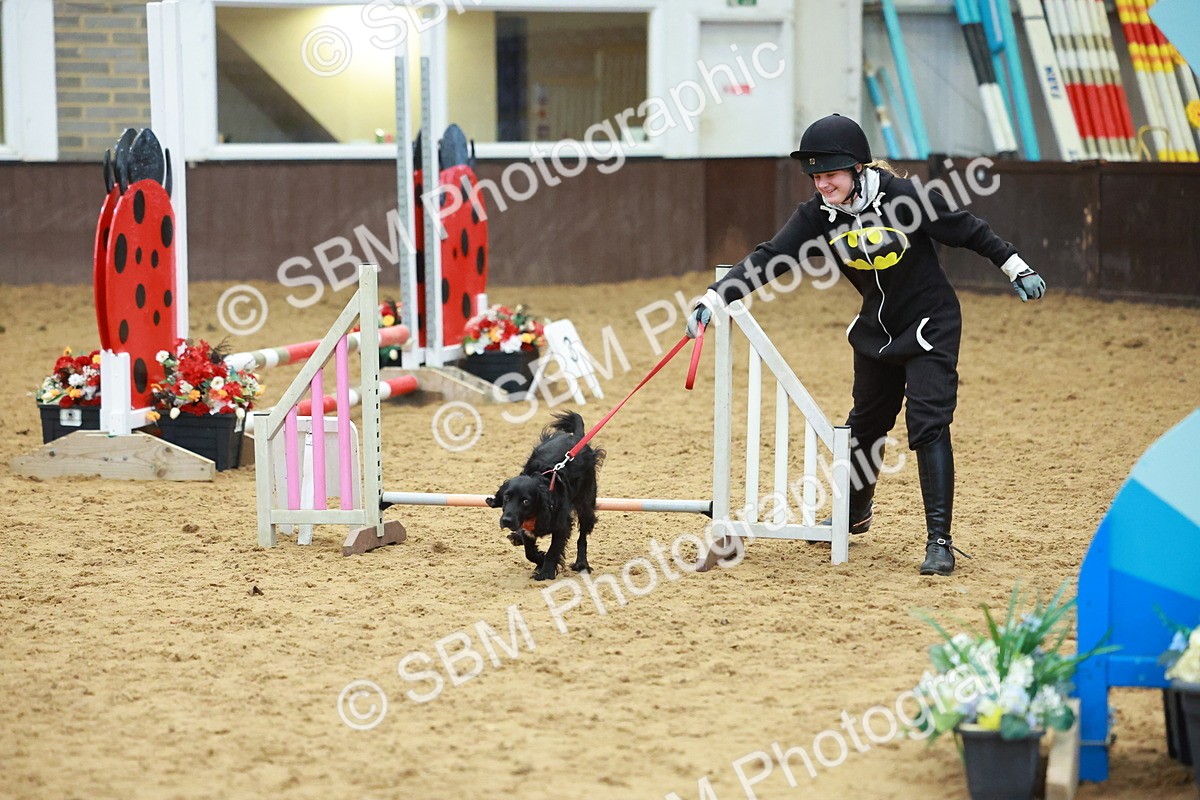 SBM_002472 - Class 3 - Horse & Hound (60cm)