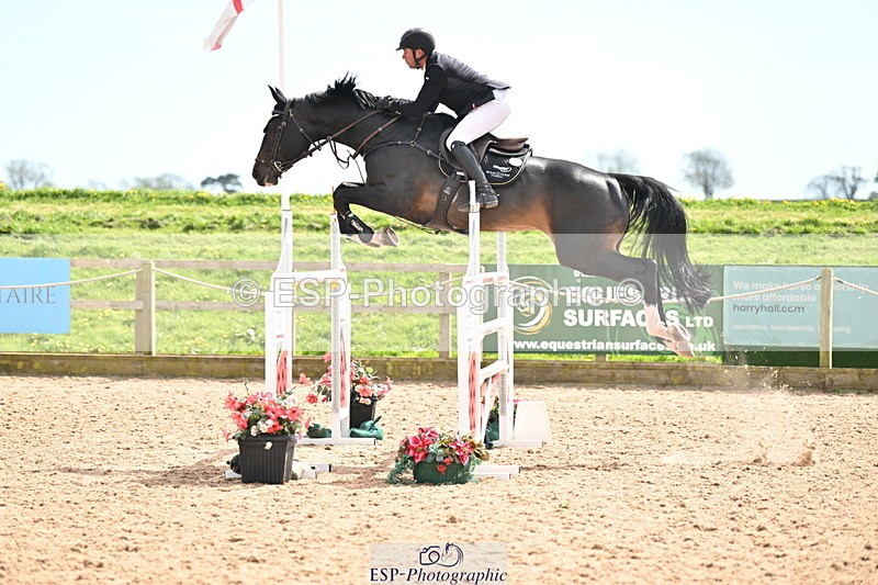 240418A-142305-04345 - Cls 9, 2 Star Big Tour 1.40m