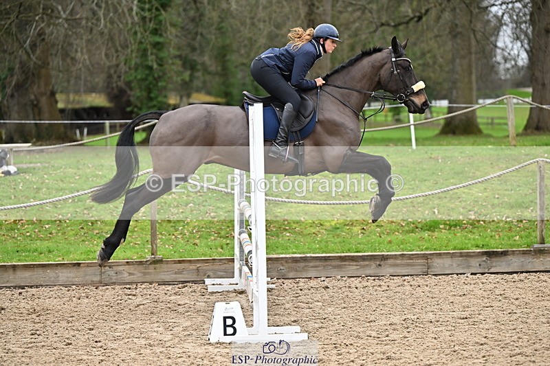 250201A-111140-00352 - Cls 02 Local Horse 100cm