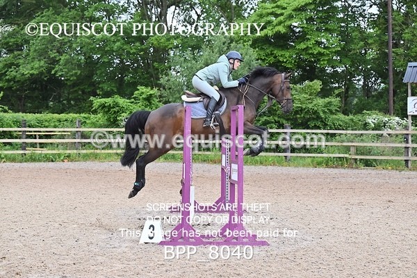 BPP_8040 - CLASS 11 SUN Senior BritiNovice/ 90cm Open