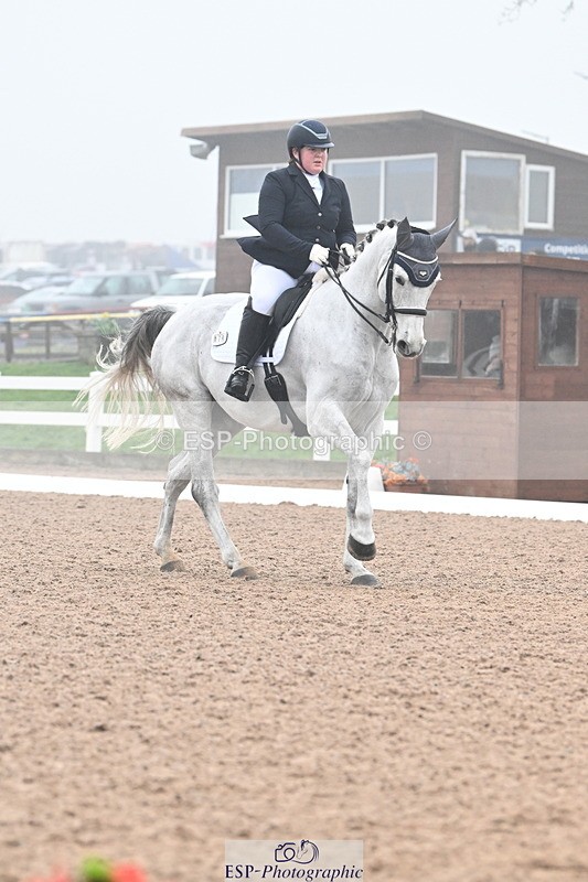 240217A-120852-02544 - 179-Sophie.Gregory-Lady.Lucydale