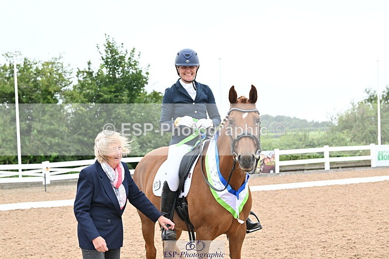 240815A-131152-01205 - Cls 8-P Freestyle Medium Silver